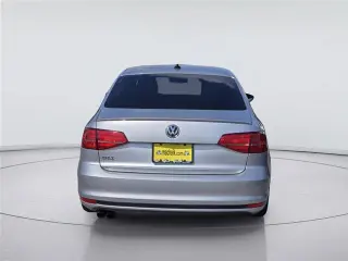 Volkswagen Jetta 2015 GLI SE Sedán de 4 puertas 6A
