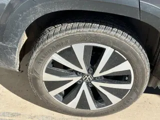 Volkswagen Taos 2024 SE 4dr SUV