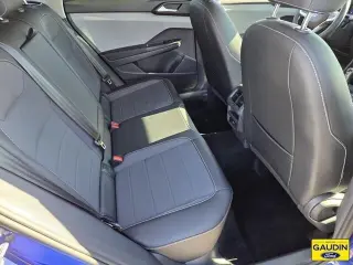 Volkswagen Taos 2022 SE 4dr SUV