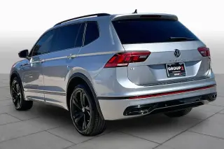 Volkswagen Tiguan 2024 SE Línea R-Negro 4p SUV