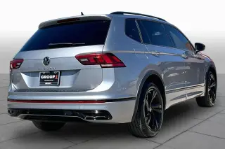 Volkswagen Tiguan 2024 SE Línea R-Negro 4p SUV