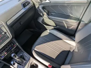Volkswagen Tiguan 2023 SE R-Line Negro 4p SUV
