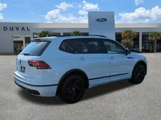 Volkswagen Tiguan 2023 SE R-Line Negro 4p SUV
