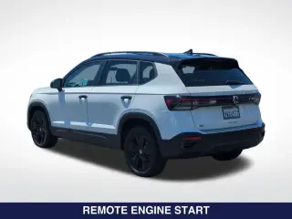 Volkswagen Taos 2026 SE Negro 4p SUV