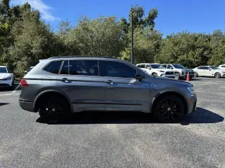 Volkswagen Tiguan 2021 SE 4dr SUV