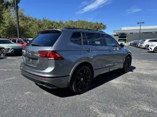 Volkswagen Tiguan 2021 SE 4dr SUV