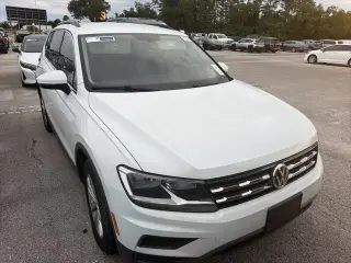 Volkswagen Tiguan 2018 AWD 2.0T SE 4Motion 4p SUV