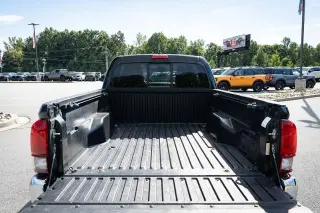 Toyota Tacoma 2022 4x2 SR5 4p Cab de Acceso 6.1 pies LB
