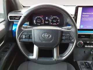 Toyota Tacoma 2024 4x4 SR5 4dr Cabina Doble 5.0 ft CB