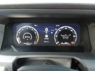 Toyota Tacoma 2024 4x4 SR5 4dr Cabina Doble 5.0 ft CB
