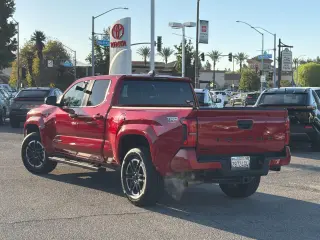 Toyota Tacoma 2025 4x4 TRD Sport 4dr Doble Cabina 5.0 ft SB 8A