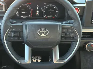 Toyota Tacoma 2025 4x4 TRD Sport 4dr Doble Cabina 5.0 ft SB 8A