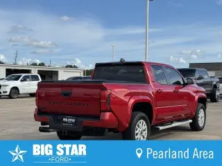 Toyota Tacoma 2025 4x4 SR5 4dr Cabina Doble Doble 5.0 ft SB