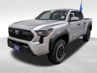 Toyota Tacoma 2024 4x4 TRD Todo Terreno 4p Doble Cabina 5.0 ft CB 8A
