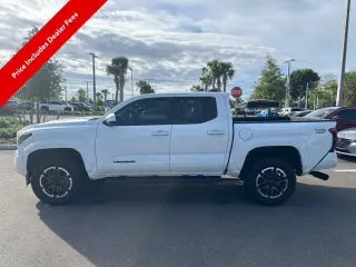 Toyota Tacoma 2024 4x2 TRD Sport 4p Doble Cabina Doble 5.0 ft CB