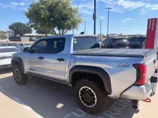 Toyota Tacoma 2025 4x4 SR5 4p Doble Cab 5.0 ft SB