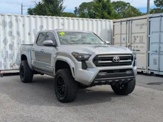 Toyota Tacoma 2025 4x4 SR5 4dr Double Cab 5.0 ft SB