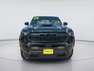 Toyota Tacoma 2025 4x4 TRD Sport 4p Cubo Doble Cabina 6.1 pies LB