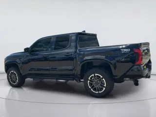 Toyota Tacoma 2025 4x4 TRD Sport 4p Cubo Doble Cabina 6.1 pies LB