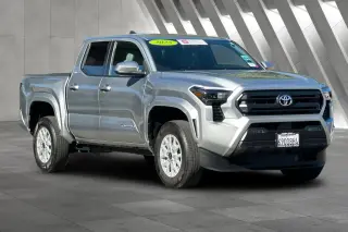 Toyota Tacoma 2025 4x4 SR5 4p Cab Doble 5.0 ft SB