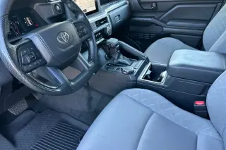 Toyota Tacoma 2025 4x4 SR5 4p Cab Doble 5.0 ft SB