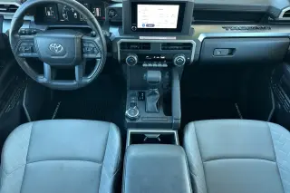 Toyota Tacoma 2025 4x4 SR5 4p Cab Doble 5.0 ft SB