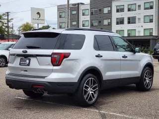 2019 Ford Explorer
