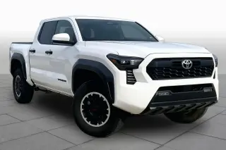 Toyota Tacoma 2024 4x4 Limited 4dr Double Cab 5.0 ft SB