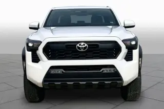 Toyota Tacoma 2024 4x4 Limited 4dr Double Cab 5.0 ft SB