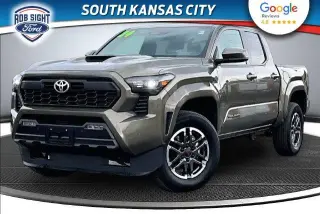 Toyota Tacoma 2024 4x4 TRD Sport 4p Puertas Doble Cabina 5.0 ft SB 8A