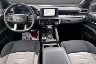 Toyota Tacoma 2024 4x4 TRD Sport 4p Puertas Doble Cabina 5.0 ft SB 8A