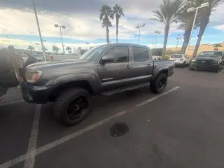 Toyota Tacoma 2015 4x2 PreRunner V6 4p Puerta Doble Cabina 5.0 ft SB 5A