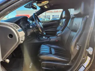 2017 Chrysler 300