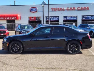2017 Chrysler 300