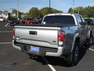 Toyota Tacoma 2023 4x4 Limited 4p Doble Cabina 5.0 pies SB