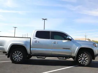 Toyota Tacoma 2023 4x4 Limited 4p Doble Cabina 5.0 pies SB