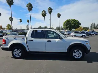Ford Explorer Sport Trac 2010