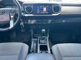 Toyota Tacoma 2019 4x2 TRD Todo Terreno 4p Doble Cabina 5.0 ft CB