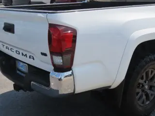 Toyota Tacoma 2023 4x2 TRD Off-Road 4p Doble Cab 5.0 ft CB