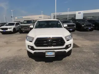 Toyota Tacoma 2023 4x2 TRD Off-Road 4p Doble Cab 5.0 ft CB