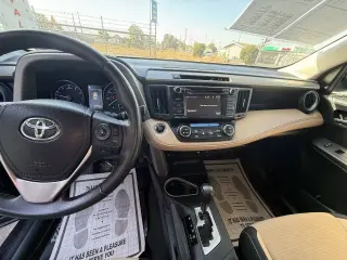 Toyota RAV4 2017