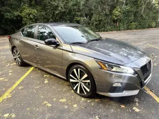 Nissan Altima 2021