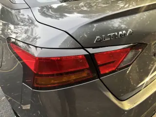 Nissan Altima 2021