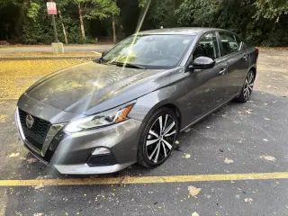 Nissan Altima 2021