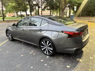Nissan Altima 2021