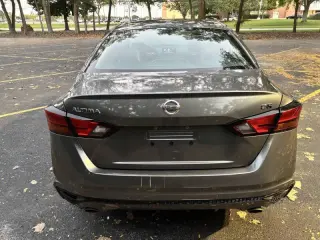 Nissan Altima 2021