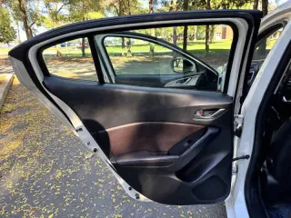 Mazda MAZDA3 de 2017