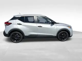 Nissan Kicks 2018 S 4dr Crossover