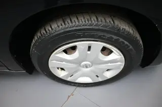 Nissan Versa 2011 1.8 S 4p Sedan 6M