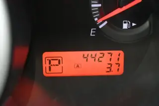 Nissan Versa 2011 1.8 S 4p Sedan 6M